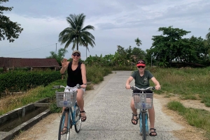Hoi An: Fietsen - Buffalo rijden en kokosboottocht met maaltijd