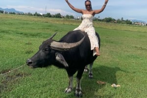 Hoi An: Fietsen - Buffalo rijden en kokosboottocht met maaltijd