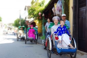 Hoi An Cyclo Tour in Vietnamese Traditional Ao Dai