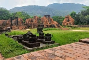 Hoi An/Da Nang: Tour zu My Son, Marble Mountain und Monkey Mountain
