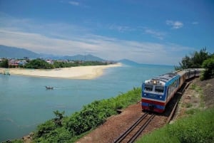 Hoi an/Da Nang: Private Car to Hue via Top Attractions