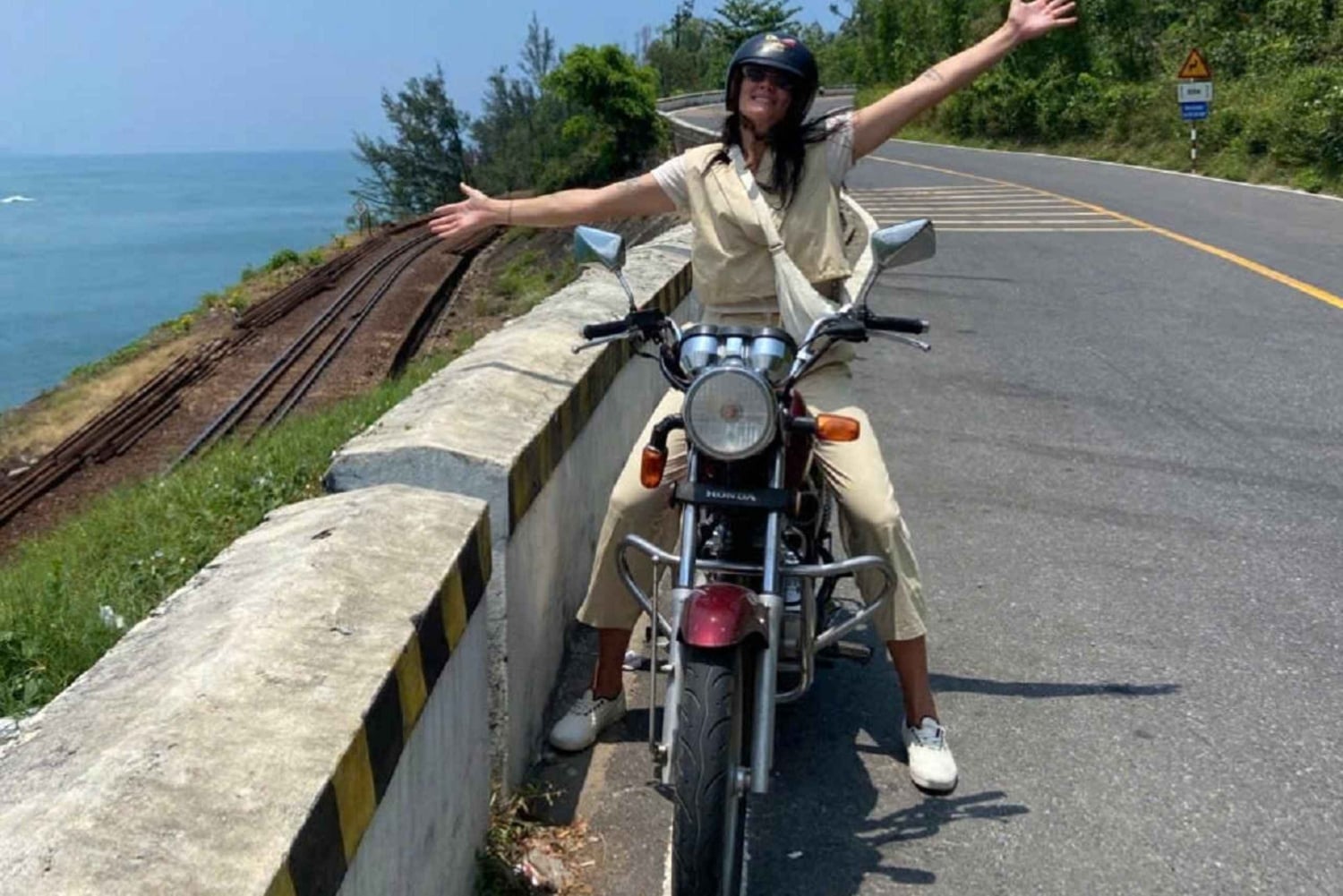 De Hoi An/Da Nang à Hué : visite panoramique du col de Hai Van en Easy Rider