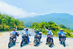 De Hoi An/Da Nang à Hué : visite panoramique du col de Hai Van en Easy Rider