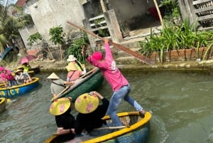 Hoi An: Bamboo Basket Boat Experience on Thu Bon River