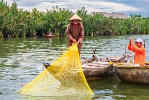 Hoi An: Coconut Village Bamboo Boat and Bike Trip with Lunch