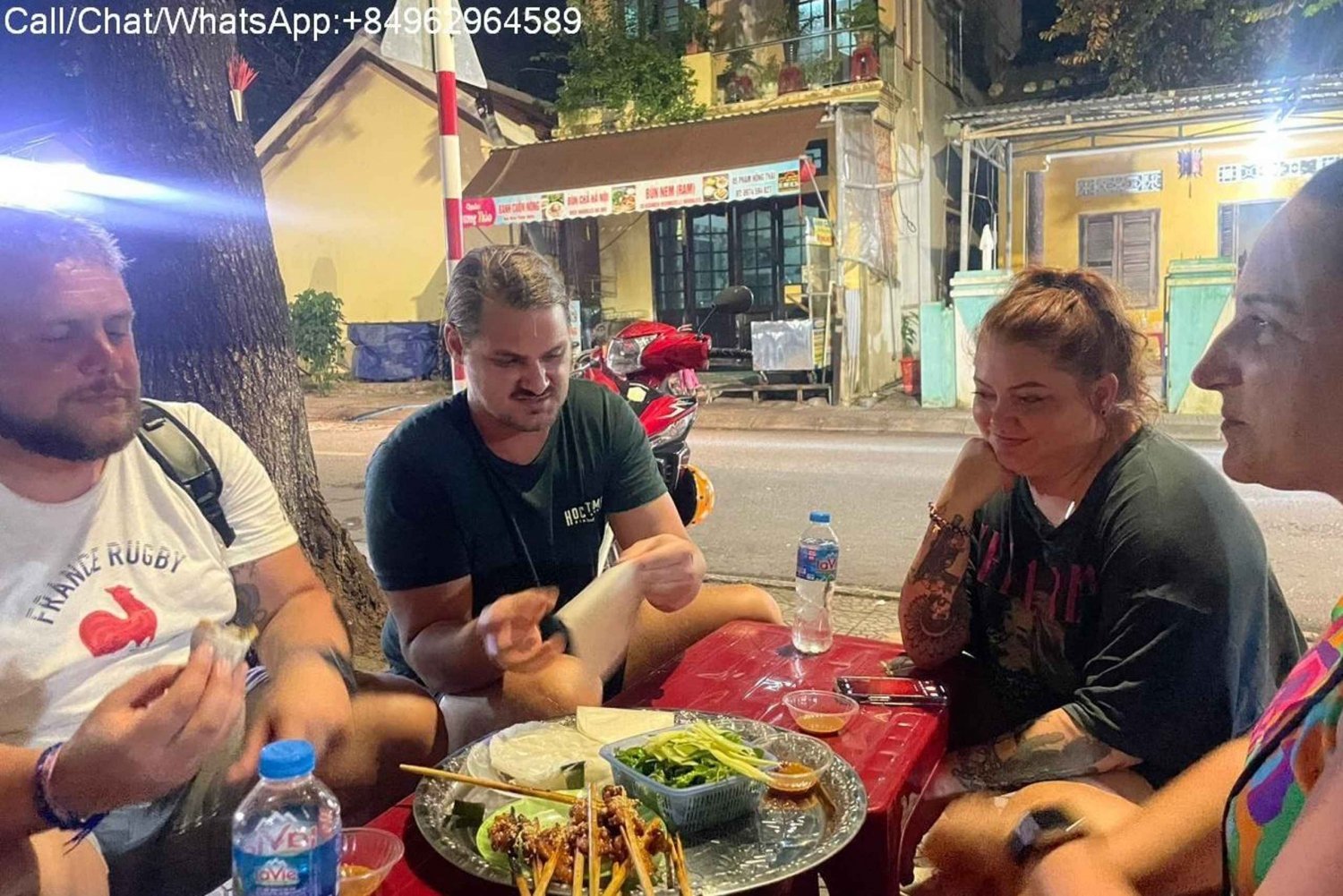 Hoi an food tour with 8 different street food tasting