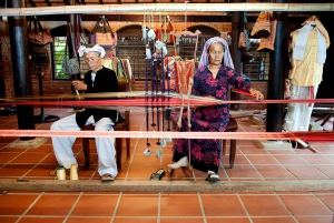Hoi An: Half-Day Silk Tour with Lunch