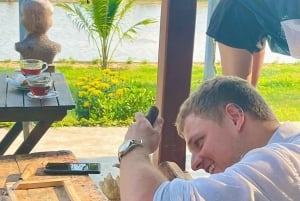 Hoi An Handwerkplaats: Beeldje Houtsnijwerk