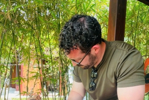 Hoi An Handwerkplaats: Beeldje Houtsnijwerk