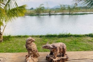 Hoi An Handwerkplaats: Beeldje Houtsnijwerk