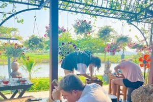 Hoi An Handwerkplaats: Beeldje Houtsnijwerk