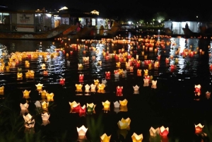 Hoi An : Hoai River Boat Trip by Night and Floating Lantern