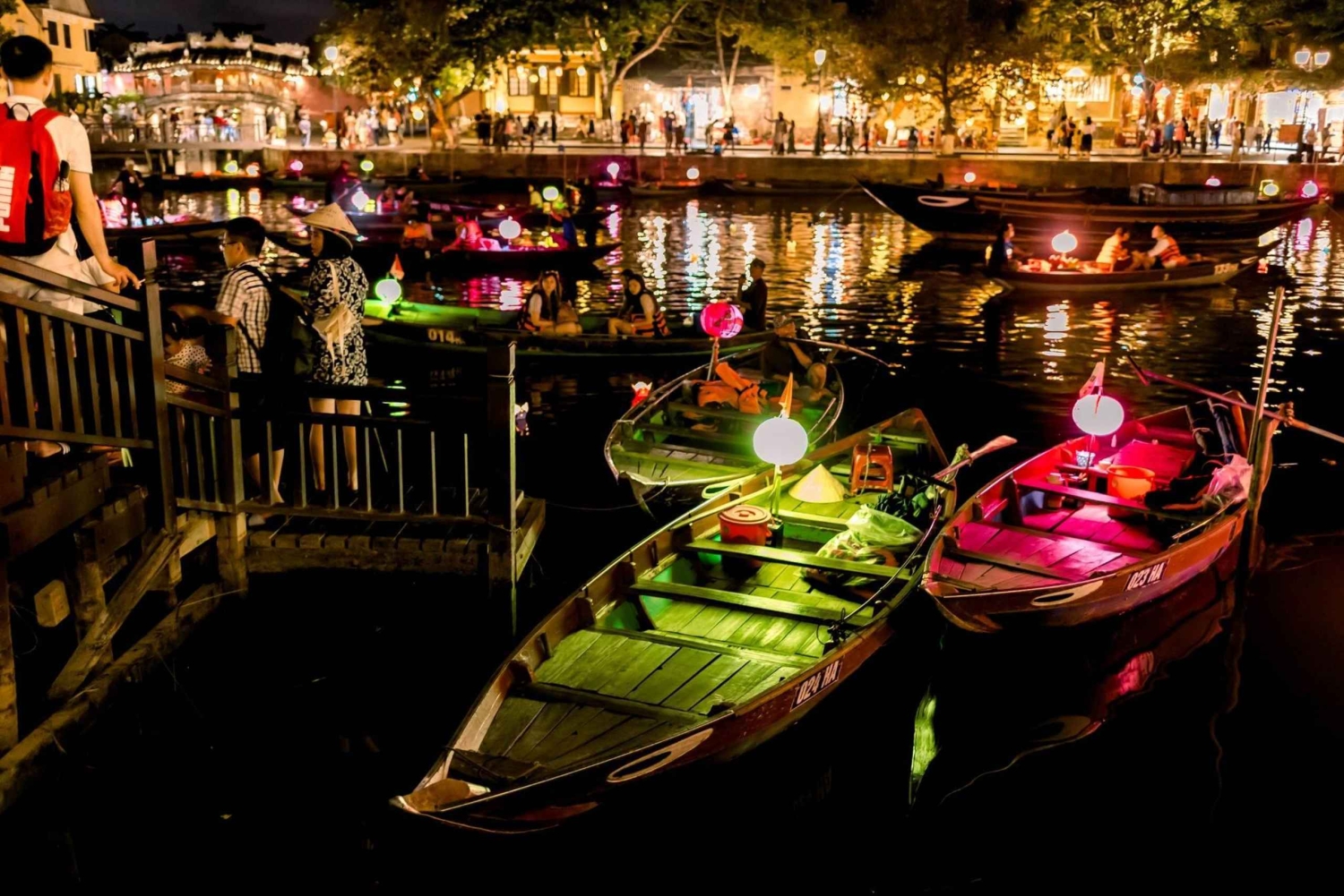 Hoi An: Hoai River Lantern Boat Ride with Spa Discount