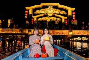 Hoi An: Hoai River Lantern Boat Ride with Spa Discount