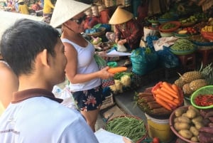 Hoi An: Home Cooking Class with Market Visit