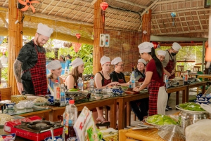 Hoi An: Lanterneworkshop og madlavningskursus med kokosbåd