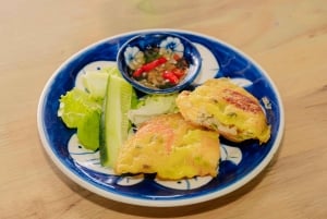 Hoi An : Atelier de fabrication de lanternes et cours de cuisine avec un bateau en noix de coco