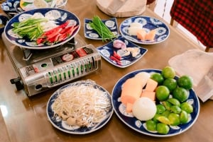 Hoi An : Atelier de fabrication de lanternes et cours de cuisine avec un bateau en noix de coco
