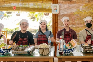 Hoi An : Atelier de fabrication de lanternes et cours de cuisine avec un bateau en noix de coco