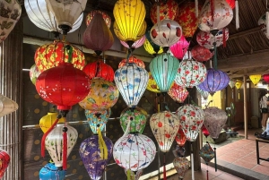 Hoi An : Atelier de fabrication de lanternes et cours de cuisine avec un bateau en noix de coco