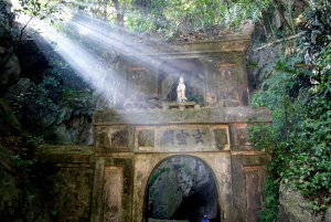 Hoi An: Marble Mountain & Monkey Mountain Afternoon Tour