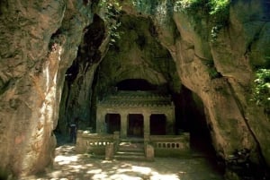 Hoi An: Excursão às montanhas de mármore, à Senhora Buda e à caverna de Am Phu