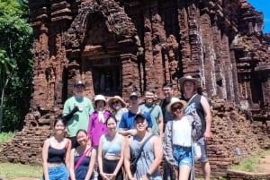 Hội An: My Søn pyhäkkö ja Thu Bón jokiristeily