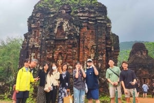 Hội An: My Søn pyhäkkö ja Thu Bón jokiristeily