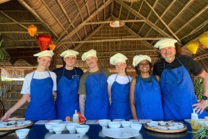 Hoi An: Private Cooking Class with Lantern Workshop