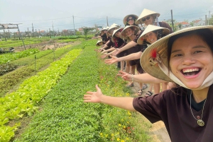 Hoi An: Private Cooking Class with Lantern Workshop