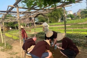 Da Nang/Hoi An: prywatna wycieczka po wioskach rzemieślniczych z jazdą na rowerze