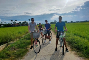 Hoi An: Passeio de bicicleta em vilarejos particulares com refeição