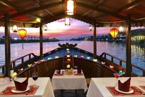 Hoi An: Romantic Sunset Dinner Cruise