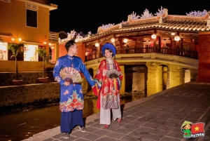 Hoi An: Sunset Basket Boat Ride with Dinner and Photos