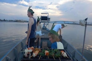 Hoi An: Sunset BBQ Fishing tour with Locals by Boat Cruise