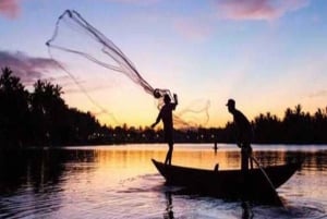 Hoi An: Sunset BBQ Fishing tour with Locals by Boat Cruise