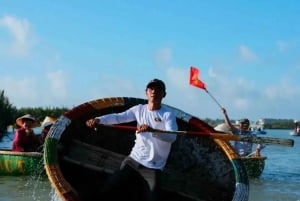 Hoi An: Sunset Cooking Class with Basket Boat Tour