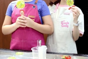 Hoi An: zoete snoepjes en geurkaarsen maken