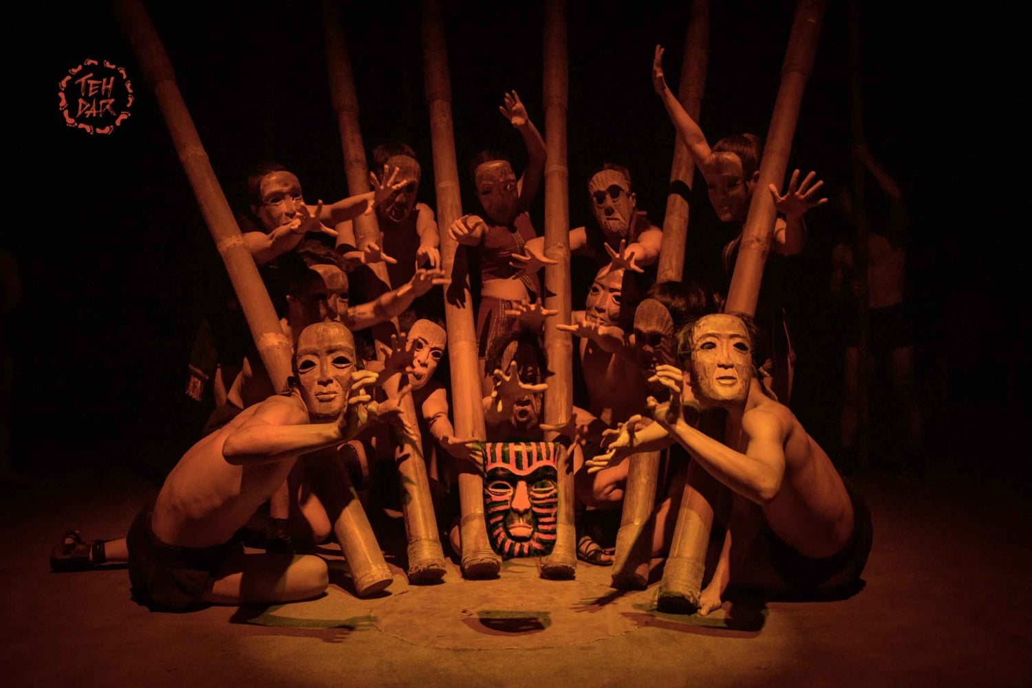 Hoi An: Il circo vietnamita di bambù Teh Dar al Lune Center