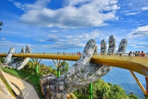 Hoi An: Trasferimento a Hue con percorso panoramico sul passo Hai Van