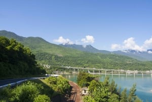 Hoi An: Transfer till Hue med naturskön väg över Hai Van-passet