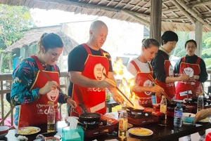 Hoi An: Sunset Cooking Class at a Local Home