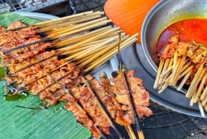 Hoi An: Unique Street Food Tour