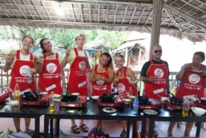Hoi An: Vegetarian Cooking Class w Local Family and transfer