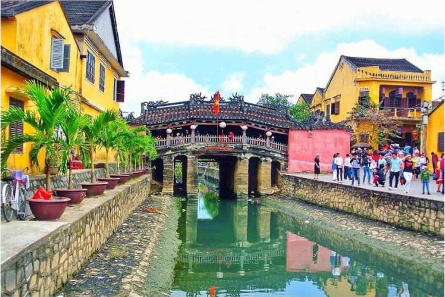 Hoi An: Tour a pie por la Ciudad Antigua y experiencia en barco con cestas