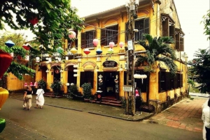 Hoian: Experience Dinner in the Rooftop at Sakura restaurant