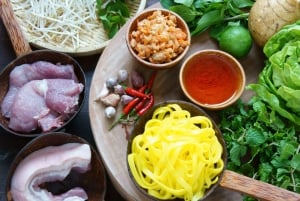 Dalat: Home Cooking Class with Central Market Tour