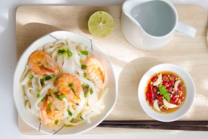 Dalat: Home Cooking Class with Central Market Tour