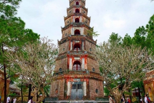 Hue Boat Tour On Perfume River