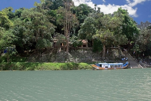 Hue Boat Tour On Perfume River